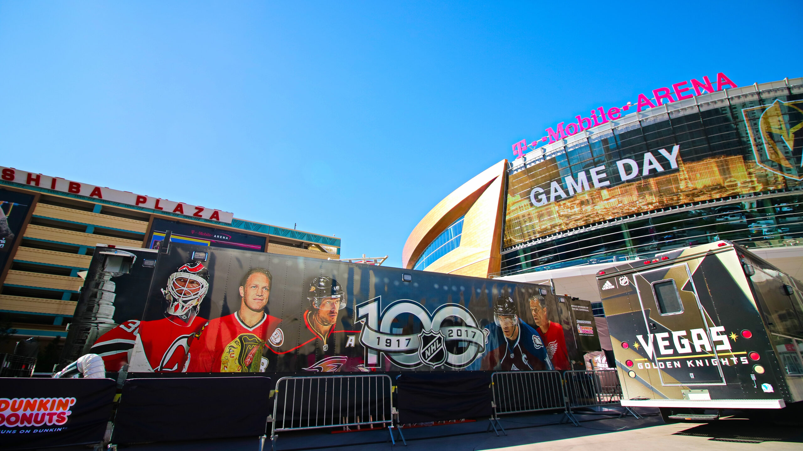 Golden Knights on atmosphere at T-Mobile Arena 