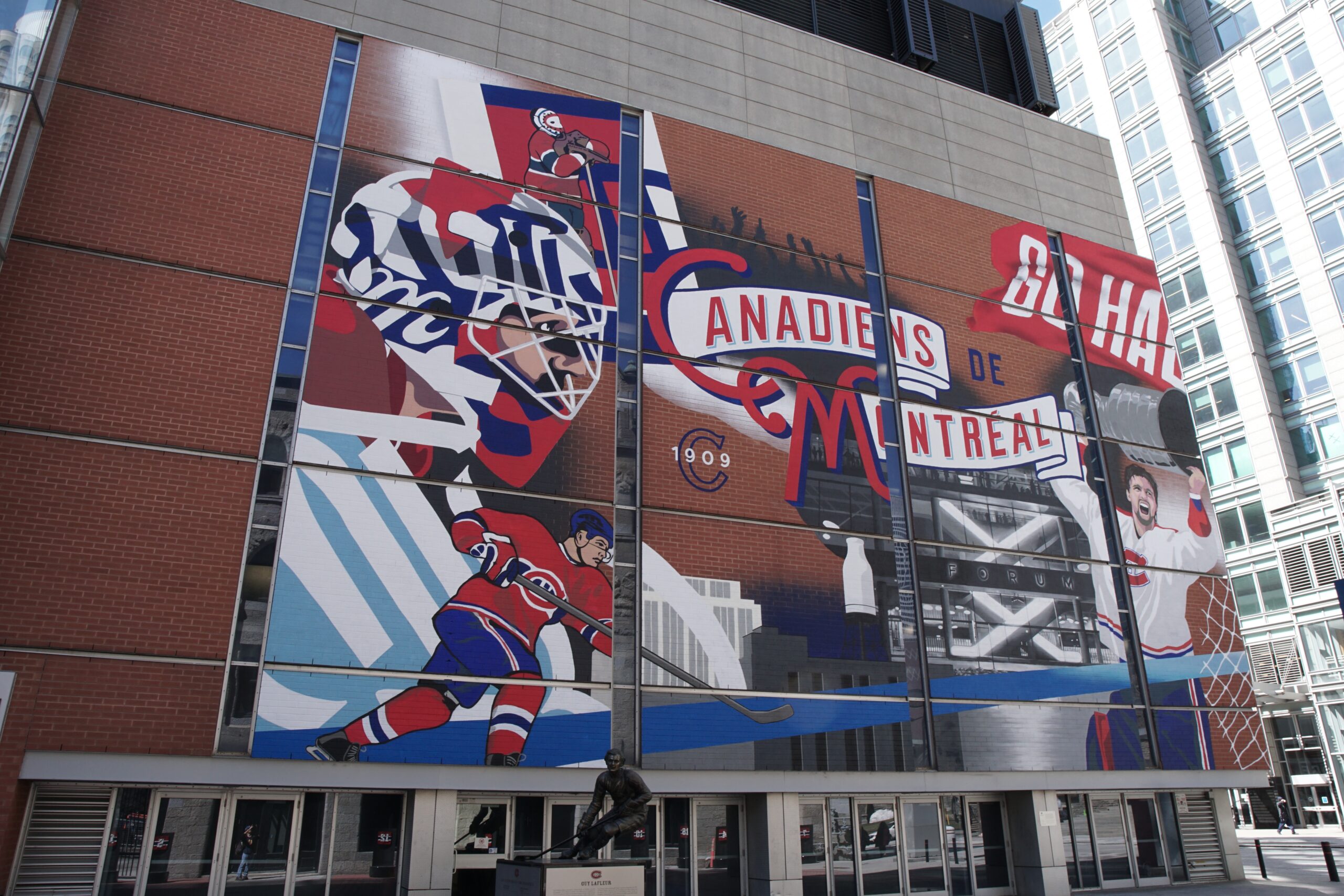 14 of the Best Restaurants near Bell Centre The Stadiums Guide