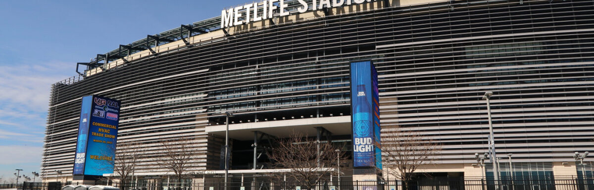 Exterior view of MetLife Stadium and parking lot A in East Rutherford, New Jersey, USA.