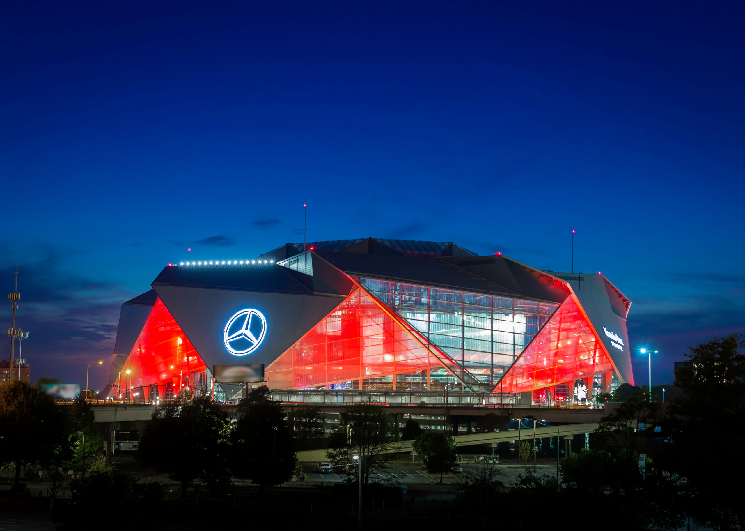 MercedesBenz Stadium Home of the Atlanta Falcons The Stadiums Guide