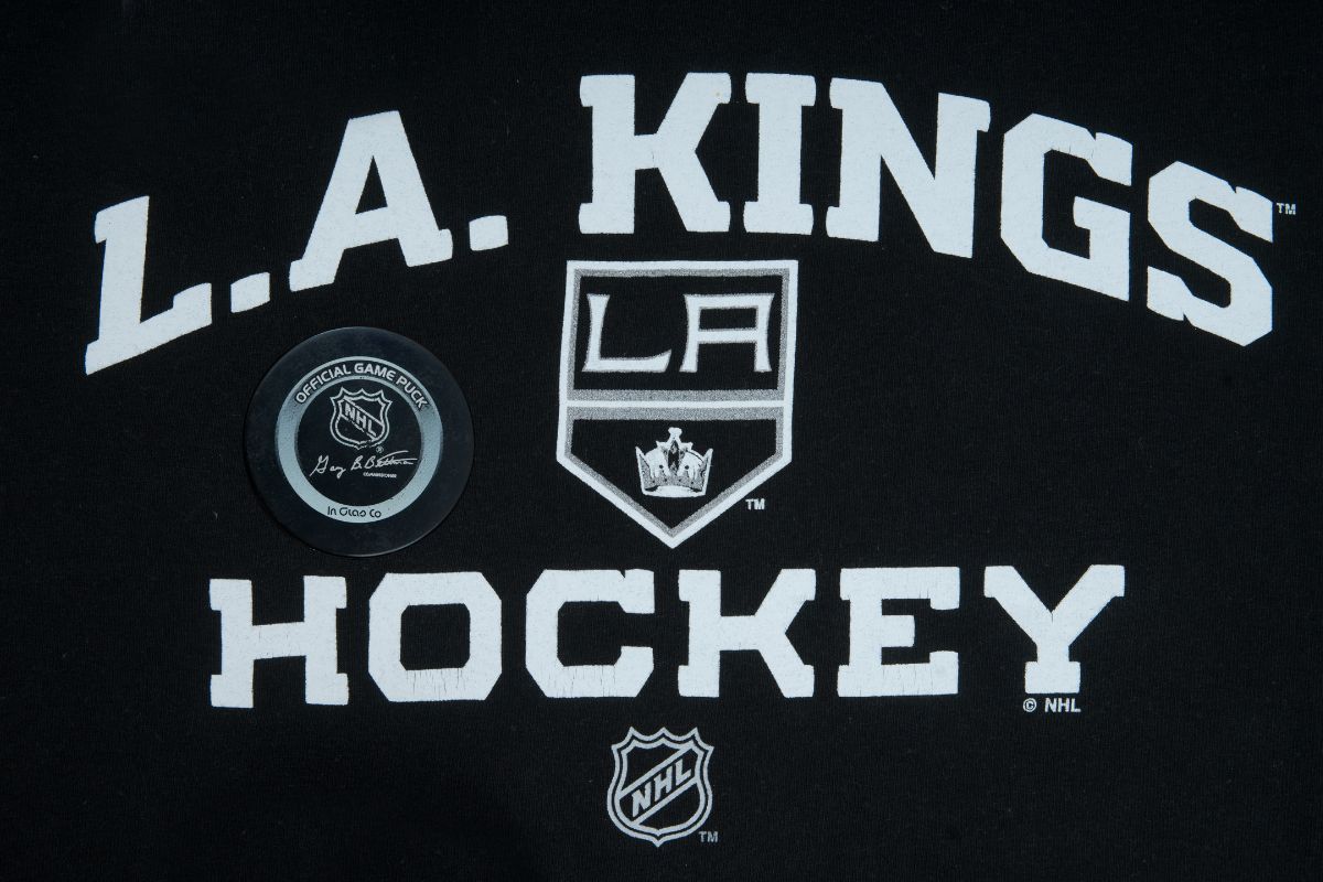 La Kings Tickets 2025 Jinny Stefania