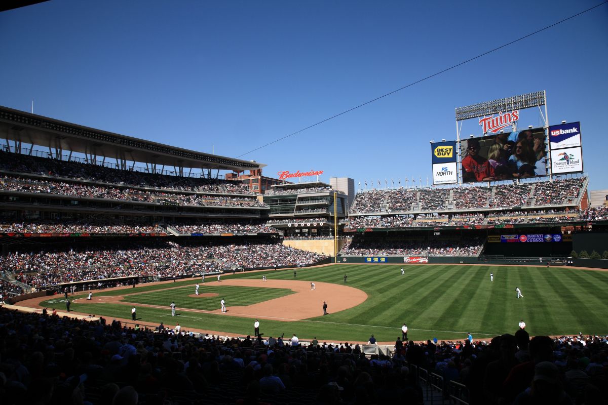 Target Field Ultimate Gate & Entrance Guide The Stadiums Guide