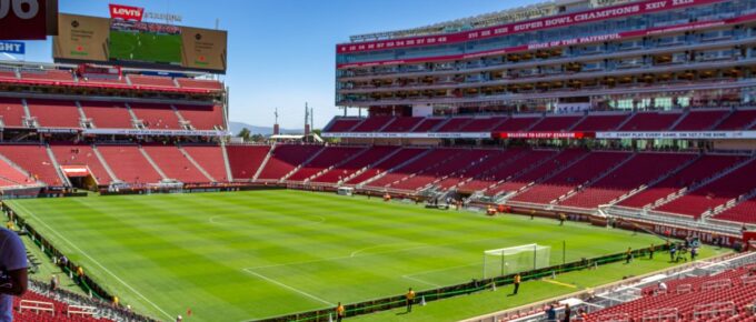 A sunny view of the Levi's Stadium before football game.